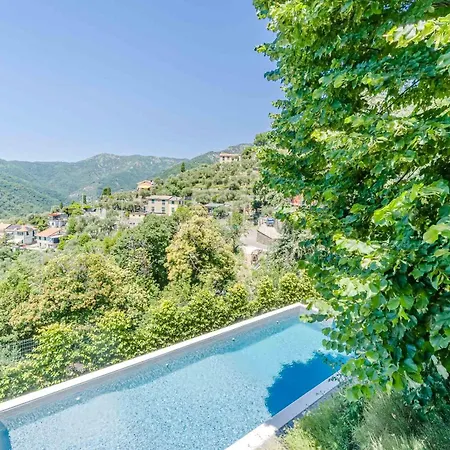 Guesthost - Exclusive With Pool & Parking * Rapallo