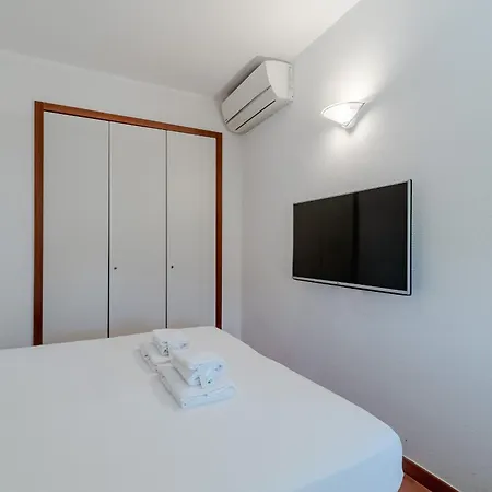 Guesthost - Exclusive With Pool & Parking Rapallo